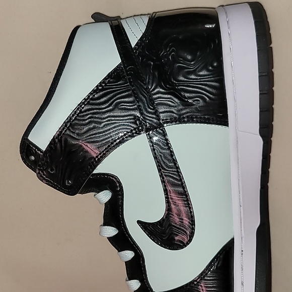 Nike. Dunk Hi. "Barely green". The NBA All Star Game in Indianapolis edition. 14 - Picture 14 of 16